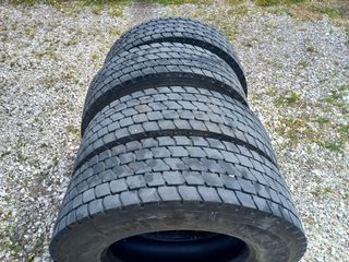 215/75/17.5     KUMHO KRD50-thumb-1