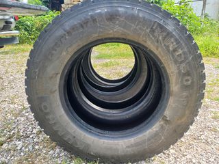 215/75/17.5     KUMHO KRD50-thumb-3