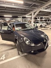Alfa Romeo Giulietta 2016 1.6 JTDM SUPER ΜΟΝΑΔΙΚΟ ΜΕ ΑΥΤΟ ΤΟ ΣΑΛΟΝΙ-thumb-2