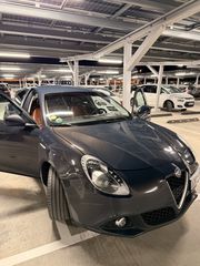 Alfa Romeo Giulietta 2016 1.6 JTDM SUPER ΜΟΝΑΔΙΚΟ ΜΕ ΑΥΤΟ ΤΟ ΣΑΛΟΝΙ-thumb-3