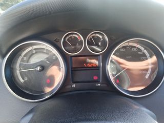 Peugeot 308 2010-thumb-4