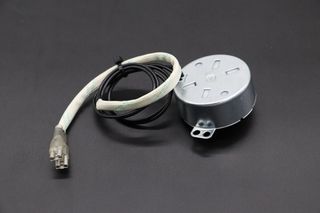 M-Ice 15 - Motor For Water Tray