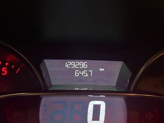 Renault Clio 2017-thumb-12