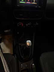 Renault Clio 2017-thumb-13