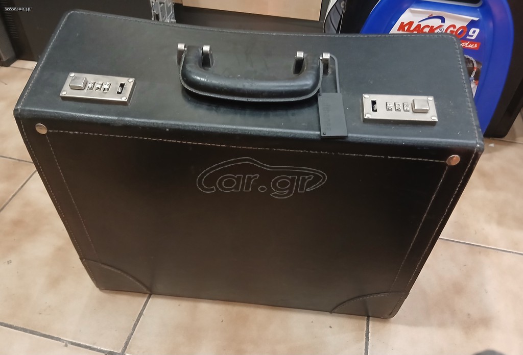 επαγγελματική τσαντα δερματινη
