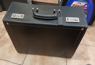 επαγγελματική τσαντα δερματινη