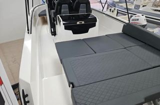 Poseidon 2026 Protagon 25 space Yamaha F250-thumb-6