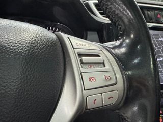Nissan Qashqai 2017 1.6TD 130PS AUTO TECHNA PANORAMA!-thumb-17