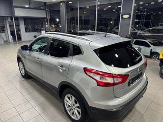 Nissan Qashqai 2017 1.6TD 130PS AUTO TECHNA PANORAMA!-thumb-4