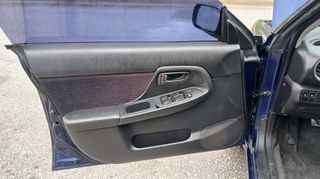 Subaru Impreza 2001-thumb-22