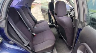 Subaru Impreza 2001-thumb-24