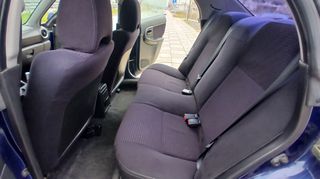 Subaru Impreza 2001-thumb-25