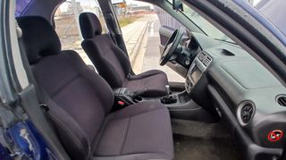 Subaru Impreza 2001-thumb-29