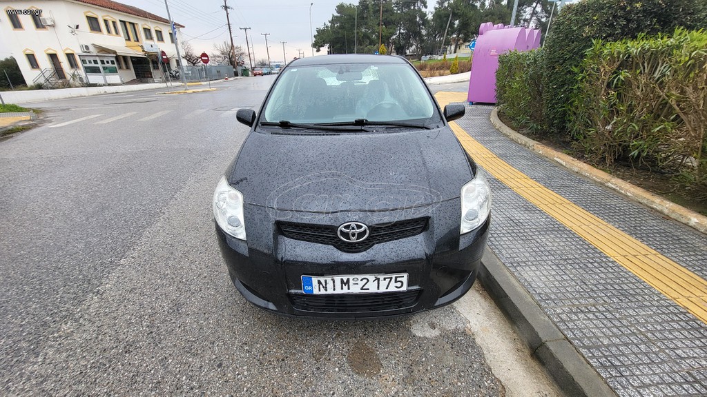 Toyota Auris 2009 1.6L VVT-i