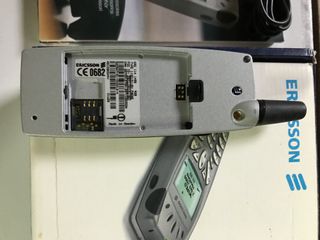 ERICSSON R520m-thumb-3