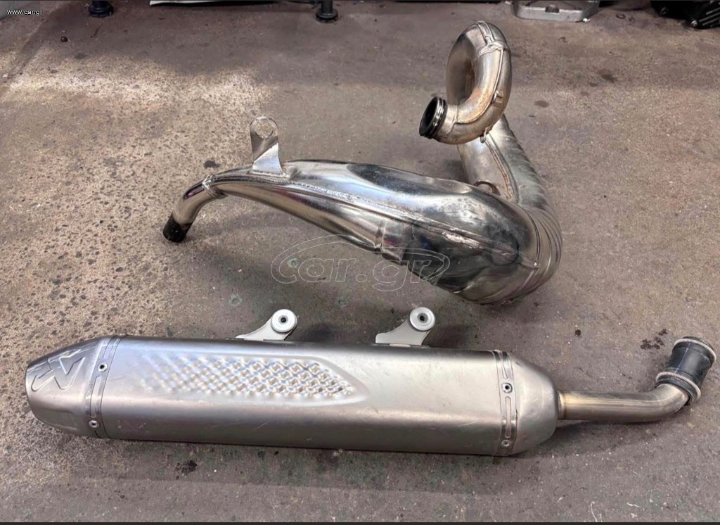 εξατμιση akrapovic rear ktm group front