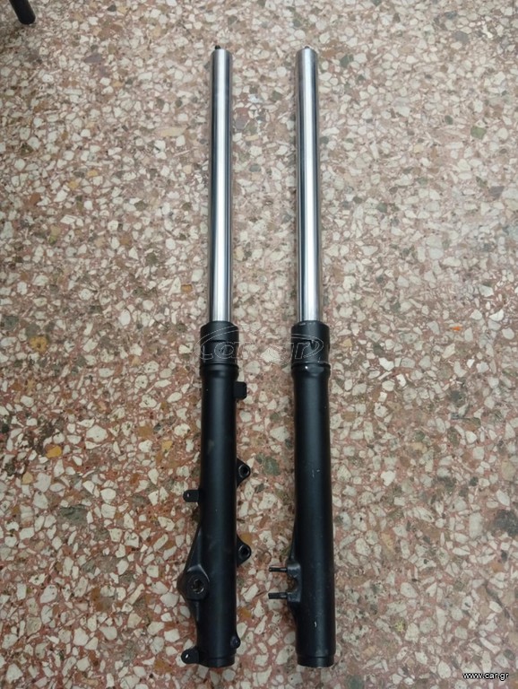 ΜΠΡΟΣΤΙΝΑ ΣΕΤ YAMAHA XT600 - 2KF