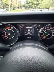 Jeep Gladiator 2022 Sport-thumb-11