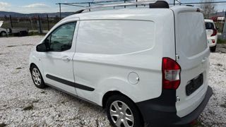 Ford Transit Courier 2016-thumb-1