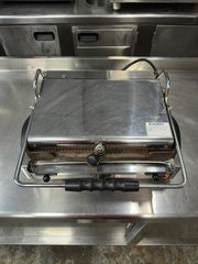 Τοστιέρα Grill Ηλεκτρική Fiamma GR6.1 (A4004)