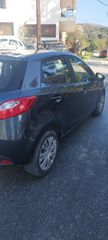 Mazda 2 2008-thumb-6