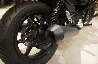 Moto Guzzi V 7 2026 MG V7 STONE ΠΡΟΣΦΟΡΑ-thumb-13
