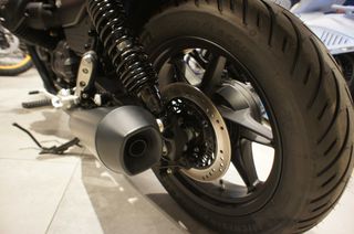 Moto Guzzi V 7 2026 MG V7 STONE ΠΡΟΣΦΟΡΑ-thumb-18