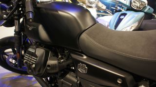 Moto Guzzi V 7 2026 MG V7 STONE ΠΡΟΣΦΟΡΑ-thumb-34
