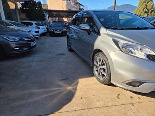 Nissan Note 2015-thumb-10