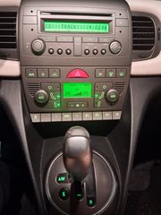 Lancia Ypsilon 2006 πλούσια έκδοση αυτοματο-thumb-6