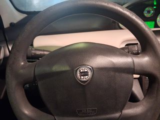 Lancia Ypsilon 2006 πλούσια έκδοση αυτοματο-thumb-7