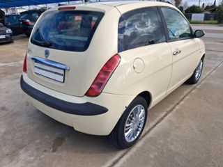 Lancia Ypsilon 2006 πλούσια έκδοση αυτοματο-thumb-27
