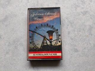 Κασέτα ήχου με τίτλο "Johann Strauß Wiener Walzer" (Βιεννέζικο Βαλς του Γιόχαν Στράους).