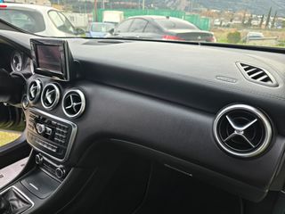 Mercedes-Benz A 180 2015 CDI-thumb-15