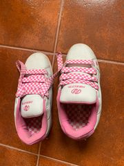 ΑΘΛΗΤΙΚΑ ΠΑΠΟΥΤΣΙΑ HEELYS ΜΕ ΡΟΔΕΣ