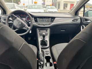 Opel Astra 2016 GTC-thumb-10