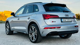 Audi Q5 2023 2.0  βενζίνη plugin 300hp panorama