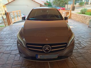 Mercedes-Benz A 180 2013 URBAN-DIESEL-FULL EXTRA-thumb-2