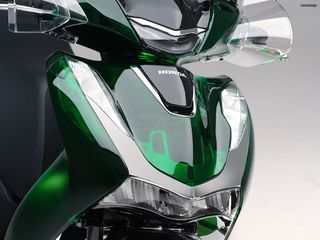 Honda SH 125i 2025 VETRO EDITION ΕΤΟΙΜΟΠΑΡΑΔΟΤΟ-thumb-3