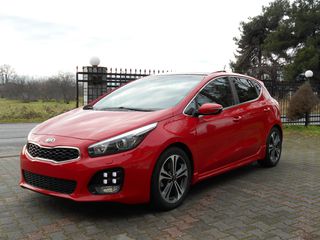 Kia Ceed / cee'd 2017 Gt Line Navi Xenon Panorama Led-6 Speed