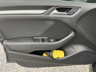Audi A3 2018 A-thumb-24