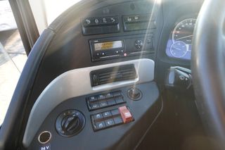 Setra 2013 517 HD*59 Sitze*WC*HDH*Travego-thumb-7