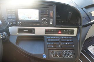 Setra 2013 517 HD*59 Sitze*WC*HDH*Travego-thumb-9