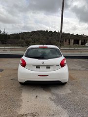 Peugeot 208 2015-thumb-3