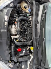 Peugeot 208 2015-thumb-9