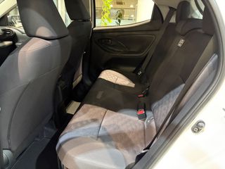 Toyota Yaris 2026 ΕΤΟΙΜΟΠΑΡΑΔΟΤΟ HYBRID ACTIVE ΠΕΡΛΑ-thumb-18