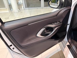 Toyota Yaris 2026 ΕΤΟΙΜΟΠΑΡΑΔΟΤΟ HYBRID ACTIVE ΠΕΡΛΑ-thumb-19