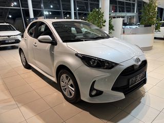 Toyota Yaris 2026 ΕΤΟΙΜΟΠΑΡΑΔΟΤΟ HYBRID ACTIVE ΠΕΡΛΑ-thumb-2