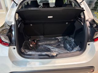 Toyota Yaris 2026 ΕΤΟΙΜΟΠΑΡΑΔΟΤΟ HYBRID ACTIVE ΠΕΡΛΑ-thumb-9