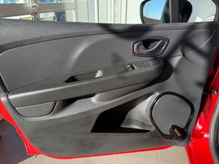 Renault Clio 2016-thumb-22